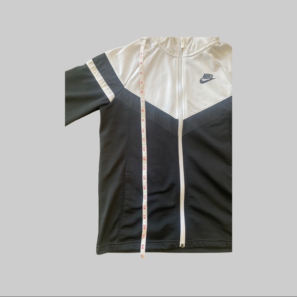 BOYS/KIDS (unisex) NIKE ZIP-UP WITH HOOD - SIZE L - Picture 4 of 8